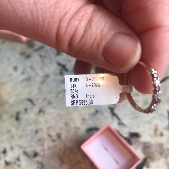 14 k yellow gold ring band with genuine diamonds - Picture 8 of 12